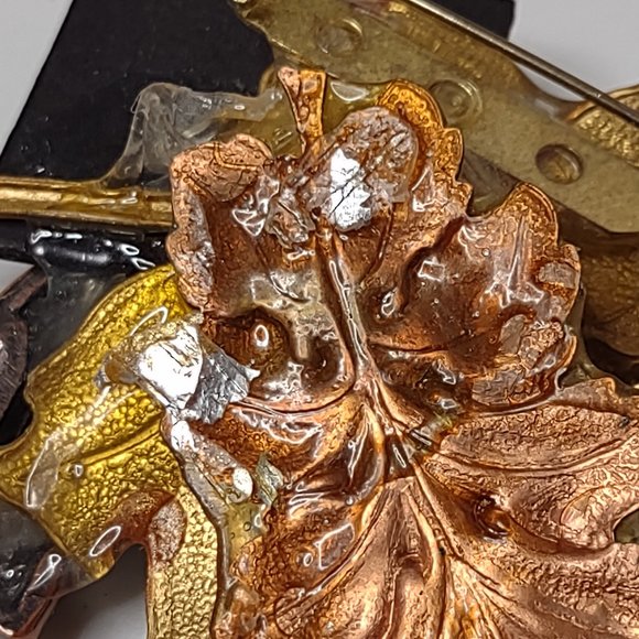 Awesome Fall Themed Lucky Elephant Brooch - Picture 11 of 14